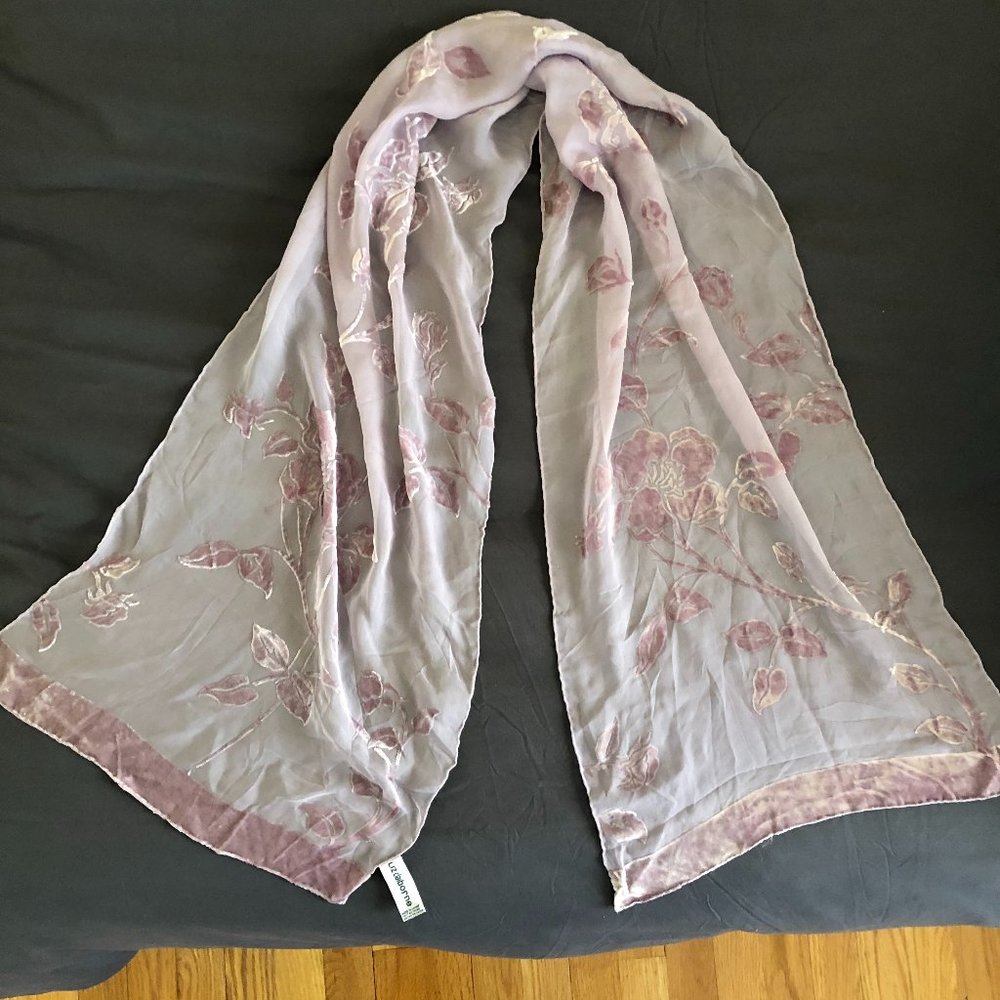 LIZ CLAIBORNE| VINTAGE SCARF|LILAC